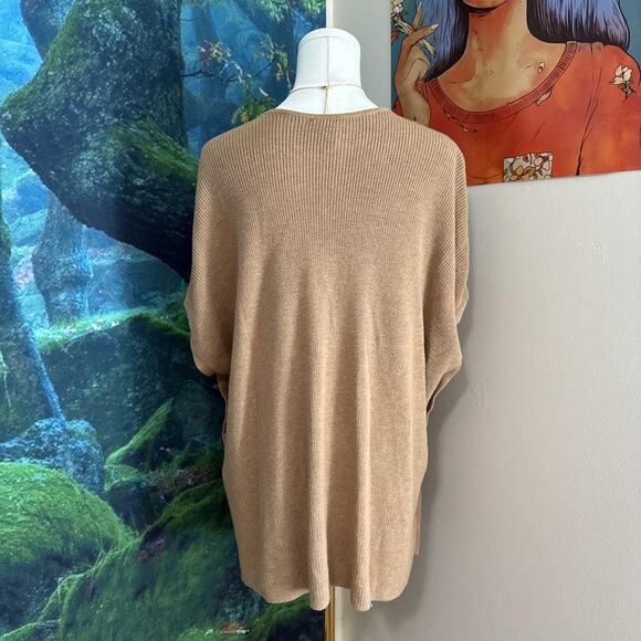 j. jill camel knit poncho sweater tan oversized raw edge xs/s - Picture 3 of 5